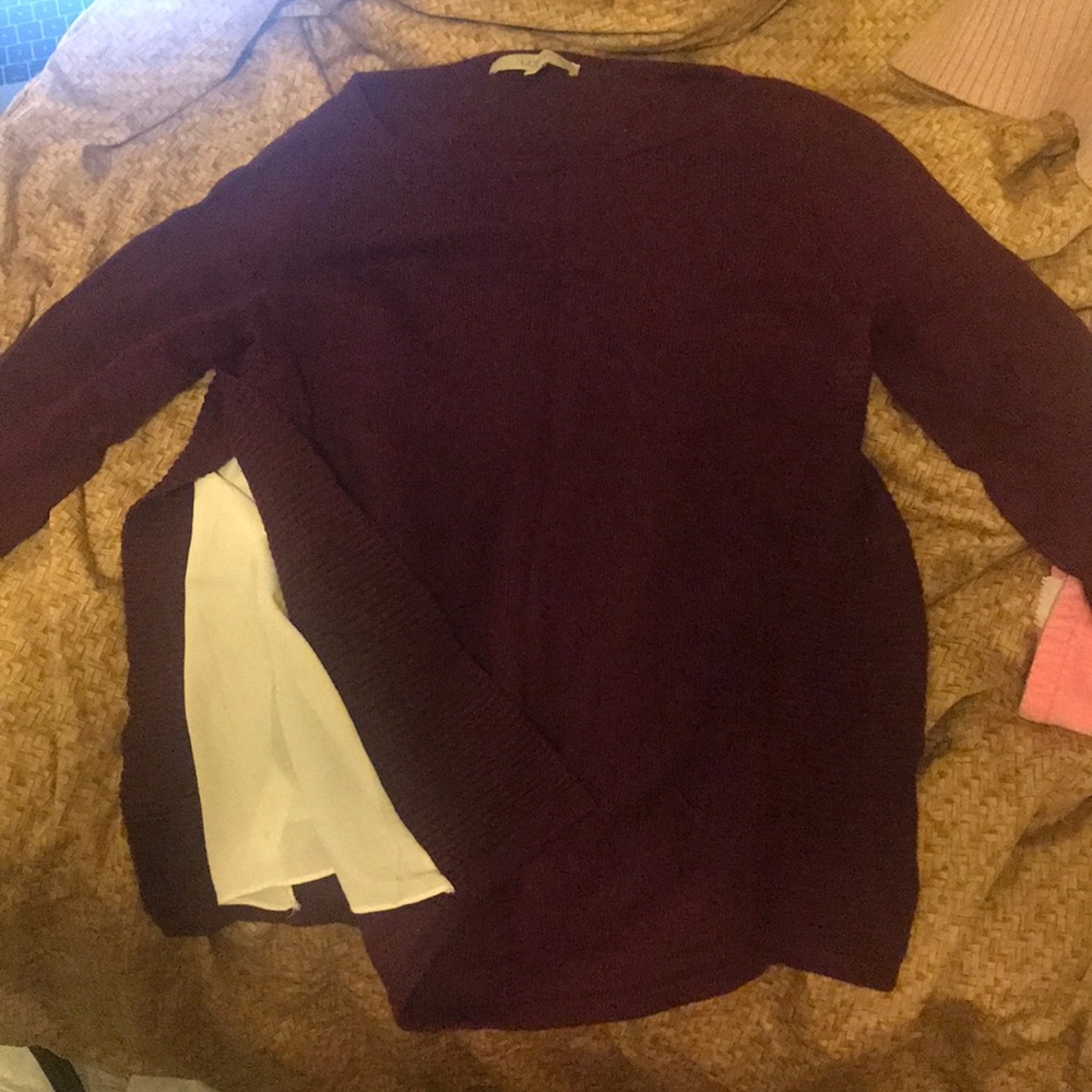 Cute burgundy loft sweater!